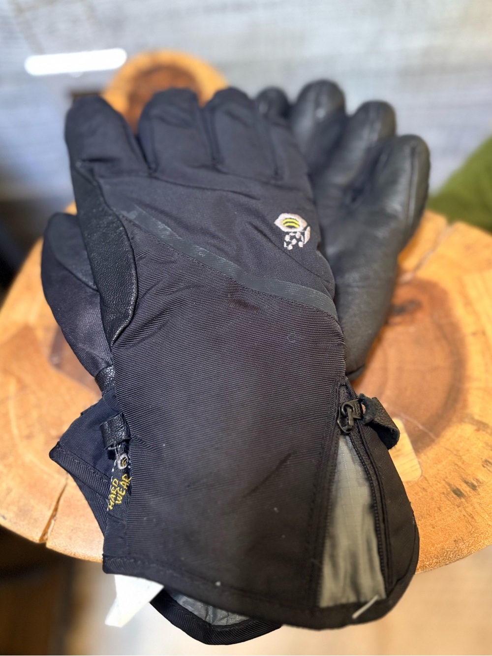 Mountain Hardwear | Conduit Winter/Ski Insulated Gloves - Black, M